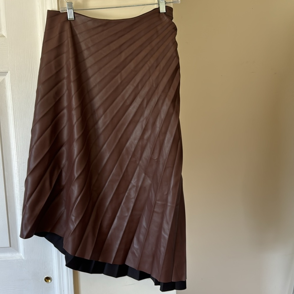 House of Harlow skirt - Picture 5 of 7